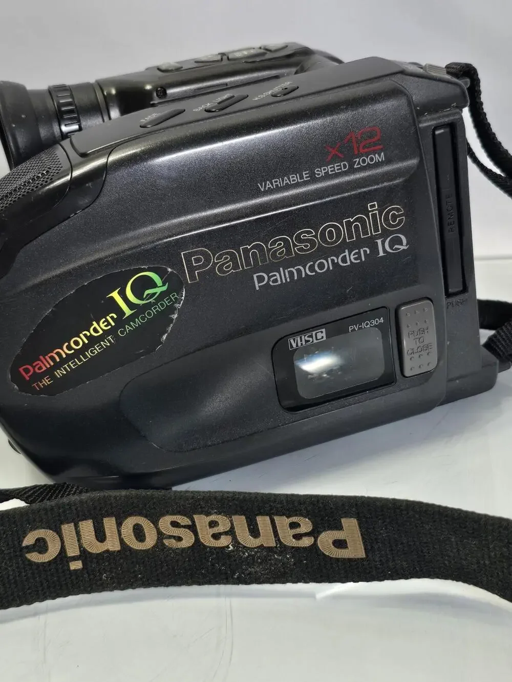 Panasonic PV-IQ304D VHS-C Camcorder 1994 Untested As-Is Parts Repair Japan Made